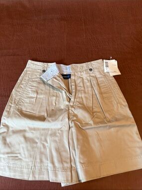 Liz Claiborne Khaki Beige Pleated Women's Shorts